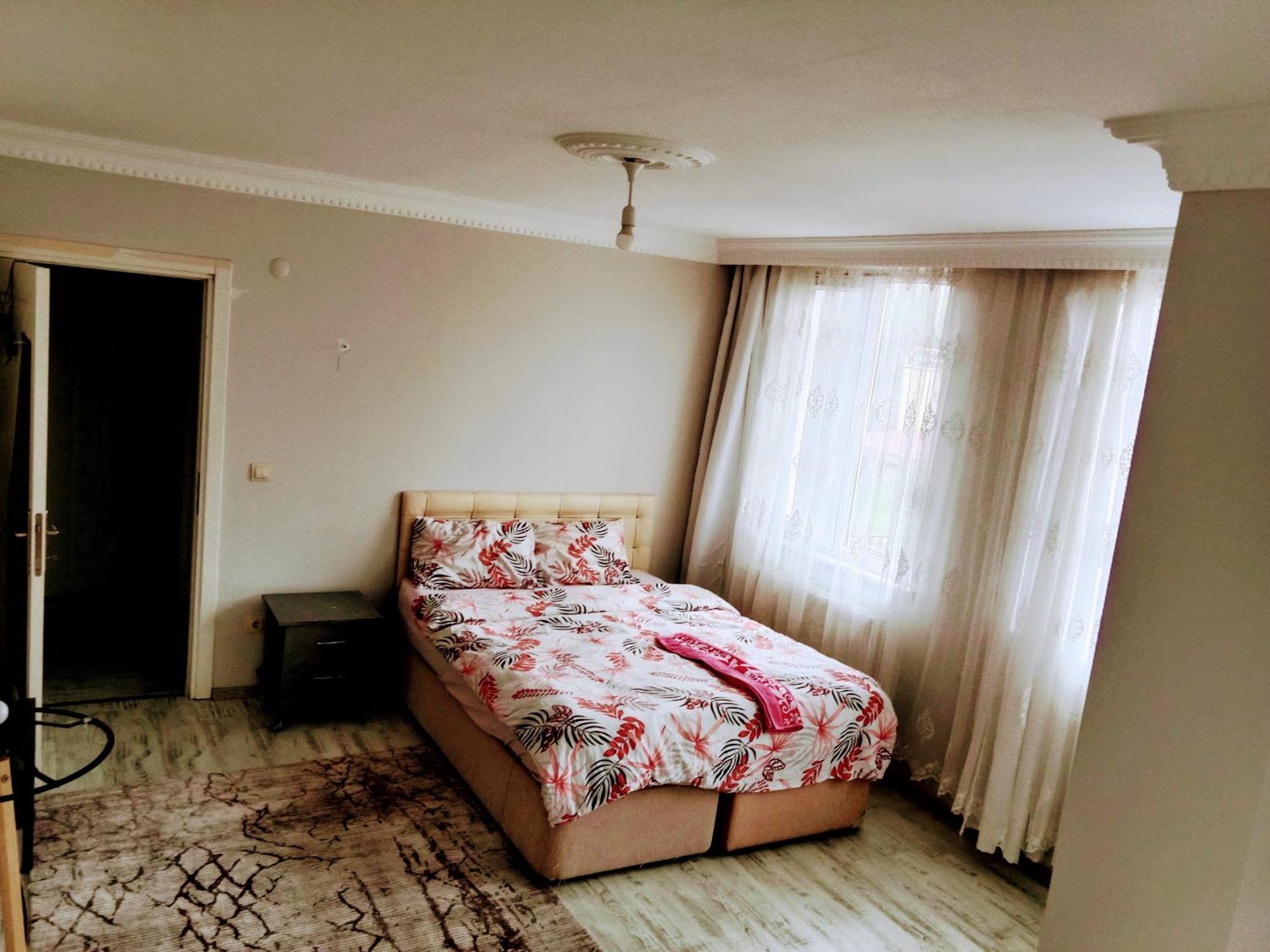 Ahmet Teacher Hotel,6 Minutes From The Airport Arnavutkoy Eksteriør bilde